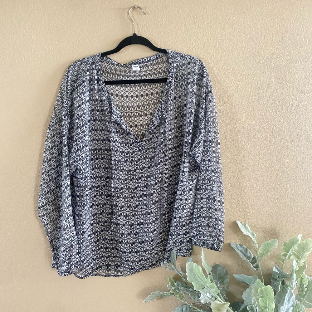 Old navy blouse